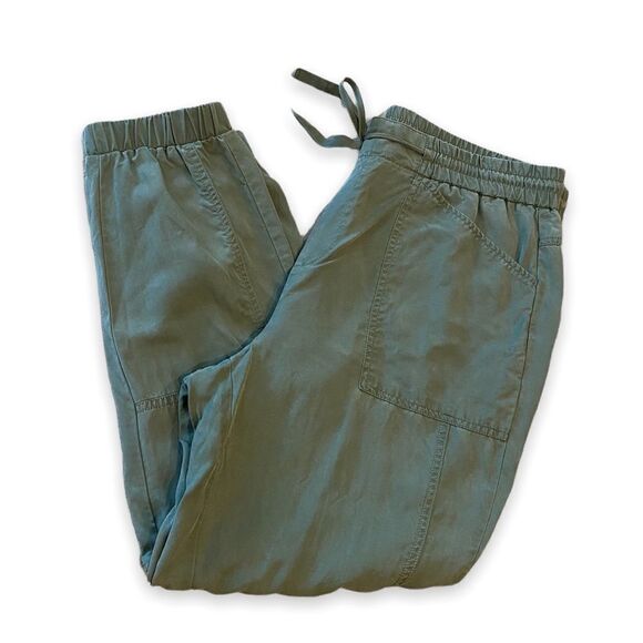 Banana Republic Cargo Jogger Pants - Picture 1 of 8